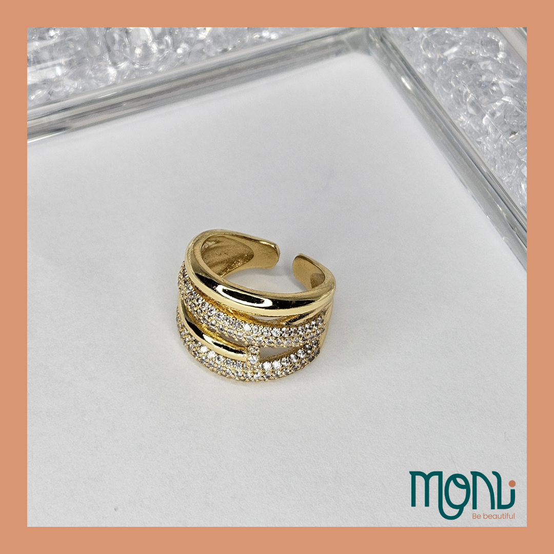 Gold Zirconia Ring